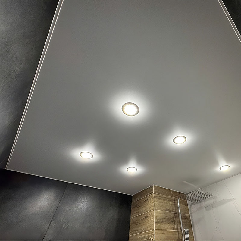 Классический натяжной потолок